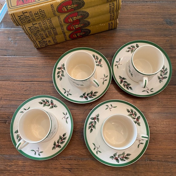 Spode Demitasse Coffee/Saucer Set 4 New in Box Nice Hostess Gift for Holidays! - Picture 7 of 10